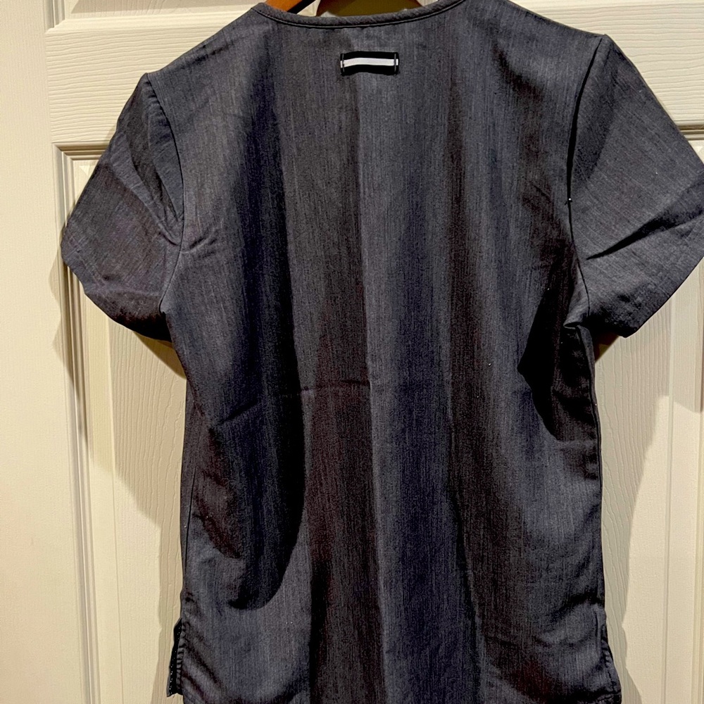 Woman Scrub Top